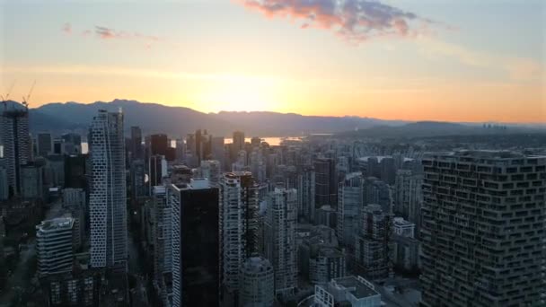 Aerial View Skyscrapers Downtown Vancouver British Columbia Canada Dawn Filmed — Stock Video
