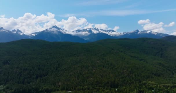 Vista Aérea Montañas Con Glaciares Cerca Squamish British Columbia Canadá — Vídeo de stock