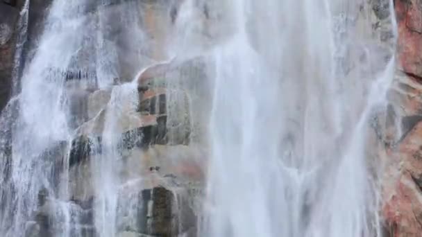 Вид Воздуха Шеннон Фоллс Вода Стекает Каньону Лоэбен Сквамиш Северу — стоковое видео