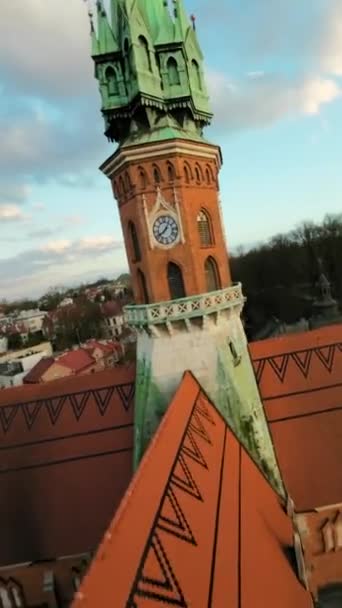 Vol Agile Autour Église Saint Joseph Dessus Place Podgorski Cracovie — Video