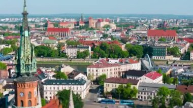 Krakow 'daki Podgorze bölgesinin Kraliyet Wawel Kalesi, Eski Şehir ve Kazimierz manzaralı hipervanesi. Cracow, Polonya.