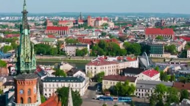 Krakow 'daki Podgorze bölgesinin Kraliyet Wawel Kalesi, Eski Şehir ve Kazimierz manzaralı hipervanesi. Cracow, Polonya.