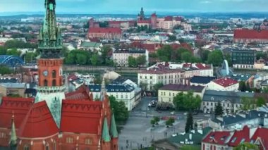 Krakow 'daki Podgorze bölgesinin Kraliyet Wawel Kalesi, Eski Şehir ve Kazimierz manzaralı hipervanesi. Cracow, Polonya.