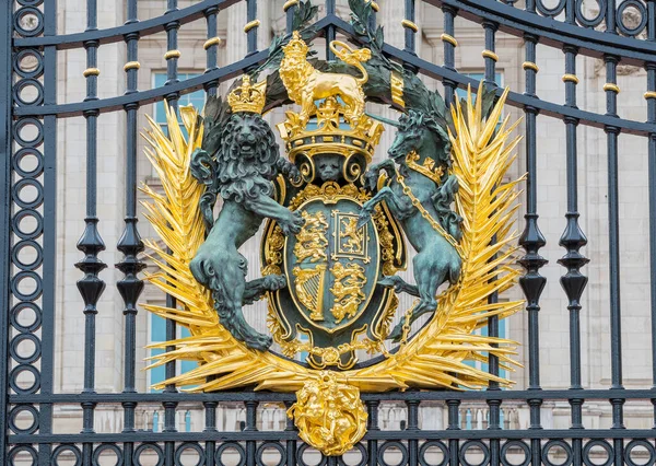 Londra Inghilterra Ottobre 2022 Stemma Reale Sulla Porta Principale Buckingham — Foto Stock