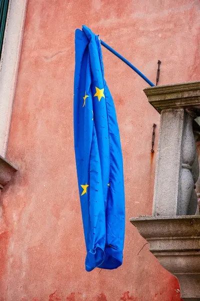 Bandiera Dell Unione Europea Appesa Limpidamente Una Casa Venezia Italia — Foto Stock