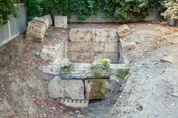 Escavação Túmulos Antigos Perto Túmulos Reais Vergina Macedónia Grécia Fotos De Bancos De Imagens