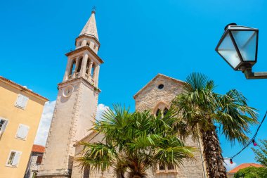 Budva 'nın Eski Kasabası' ndaki Katolik Aziz John Vaftizci Kilisesi. Karadağ