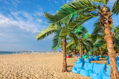 Sunny Beach bölgesinin sonsuz kumları. Bulgaristan