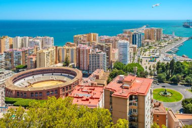 Gibralfaro kalesinden Malaga 'nın manzarası. Costa del Sol, Endülüs, İspanya