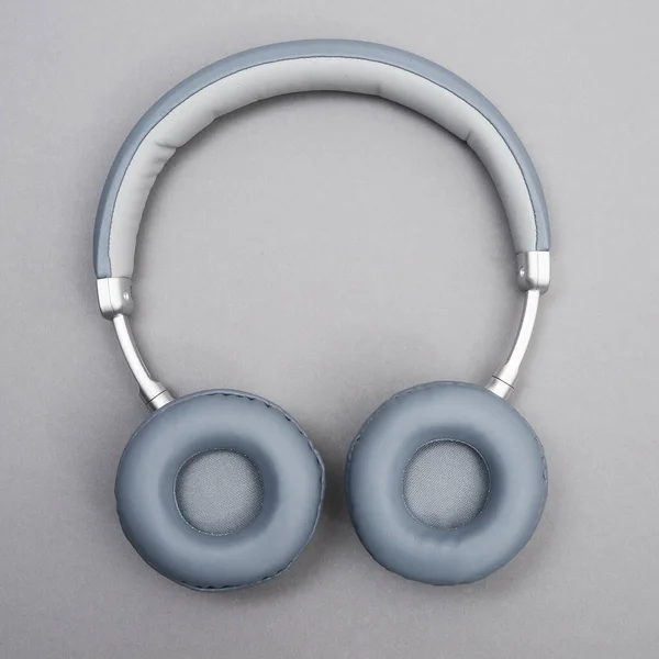 Wireless Headphones Neutral Background Top View — Stock Photo, Image