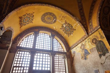 İstanbul, Türkiye - 21 Nisan 2017: İç Ayasofya, Aya Sofya Müzesi, İstanbul Türkiye