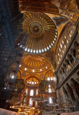 İstanbul, Türkiye - 21 Nisan 2017: İç Ayasofya, Aya Sofya Müzesi, İstanbul Türkiye