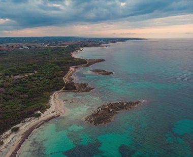 Hava manzaralı torre guaceto Doğal rezerv, Apulia