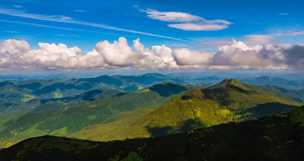 stock image Photo taken with a drone at a cross on a mountain ridge. Summer photo of the mountain range in the Carpathians