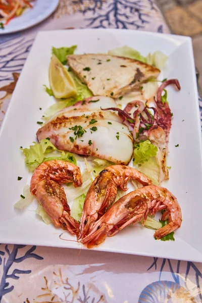 Tipik Talyan Yemekleri Sicilya Restoranında Deniz Ürünleri — Stok fotoğraf