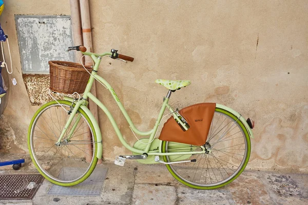 근처의 자전거 도시에 포장용 아름다운 — 스톡 사진