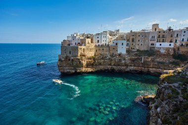 Polignano a Mare, Bari Eyaleti, Apulia Puglia, Güney İtalya.