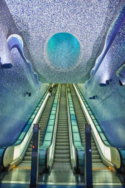 Napoli, İtalya - 24 Ekim 2019: Napoli 'nin merkezindeki Toledo Metro İstasyonu