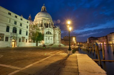 Gece Venedik 'te Santa Maria della Selamlaması