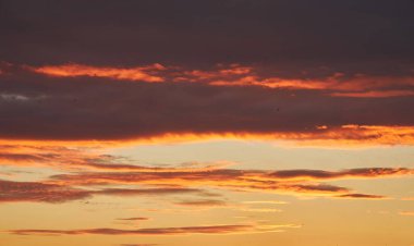 Gökyüzünün arka planı, gökyüzü renklidir..