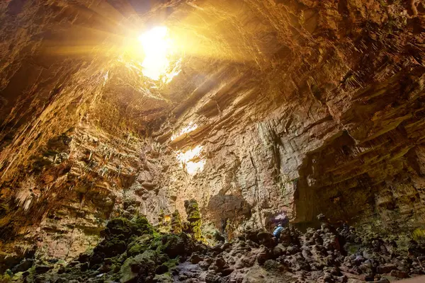 stock image The Castellana Caves are a remarkable karst cave system located in the municipality of Castellana Grotte, Italy