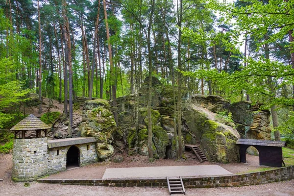 Çek Cumhuriyeti Nin Sloup Kentindeki Ormanda Rocky Tiyatrosu — Stok fotoğraf