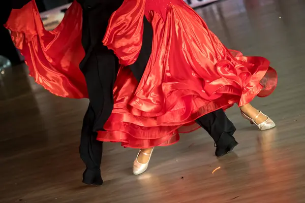 2022 Щецин Польща Бальний Зал Торнадо Пара Танцює Стандартний Танець — стокове фото