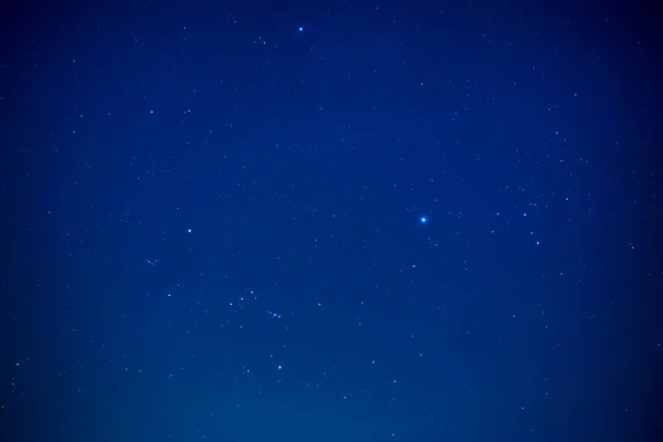 Cielo Oscuro Nocturno Con Estrellas Brillantes Como Naturaleza Vía Láctea —  Fotos de Stock