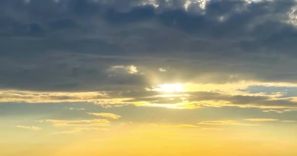 Небо Заходу Сонця Часовий Пояс Заходом Сонця Рухає Хмари Проміжок — стокове відео