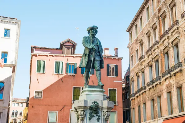 Μνημείο Του Κάρλο Γκολντόνι Στην Πλατεία Παλιά Κτίρια Βενετία Ιταλία Royalty Free Εικόνες Αρχείου