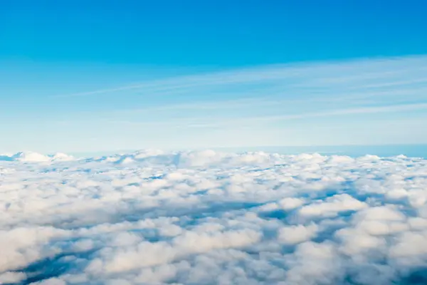 Λευκή Σύννεφα Στον Καταγάλανο Ουρανό Φόντο Cloudscape Royalty Free Εικόνες Αρχείου