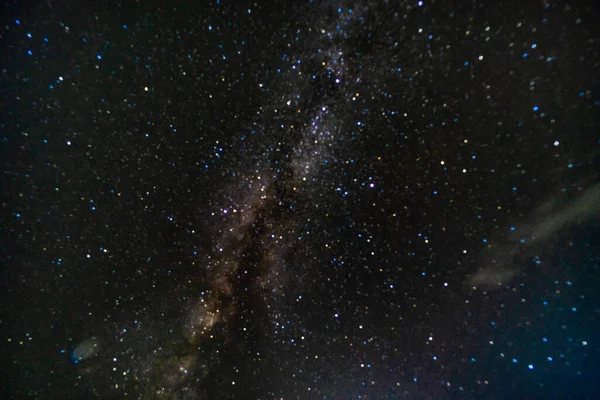 夜空中银河系的景色 — 图库照片