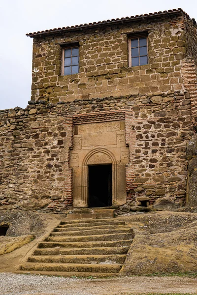 Mosteiro Caverna Rocha Antiga David Garedji Geórgia Primavera — Fotografia de Stock