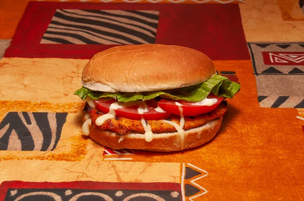 美式美式美式美式南式炸鸡三明治 — 图库照片
