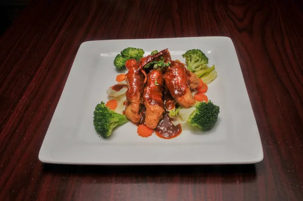 火山鶏として知られるおいしい日本料理 — ストック写真