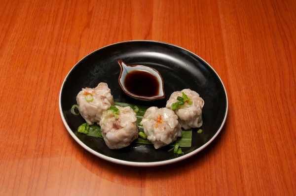 传统的 正宗的 美味的中式饺子 免版税图库照片