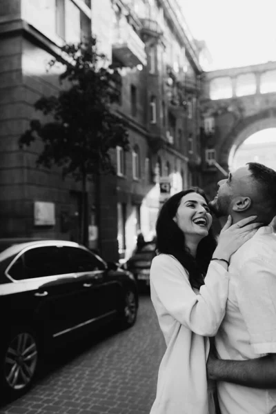 Das Paar Spaziert Durch Kiew Altstadt Liebesgeschichte Spazieren Sie Durch — Stockfoto