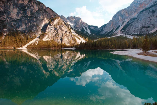 Vista Famoso Lago Tirolês Lago Braies Dolomites Ital — Fotografia de Stock