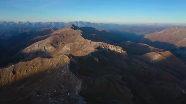Vue Aérienne Point Vue Bien Connu Edelweissspitze Sur Une Route — Video
