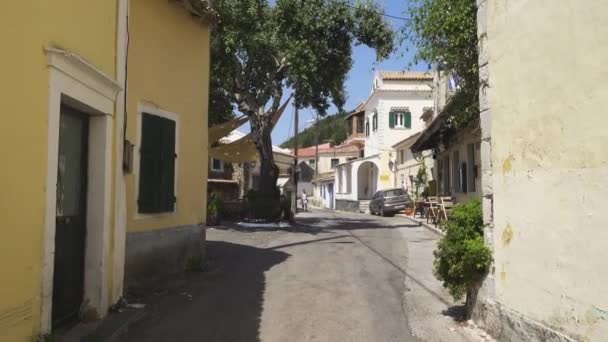 Lakones Greece Jule 2021 Old Narrow Streets Small Greek Mountain — Vídeo de stock