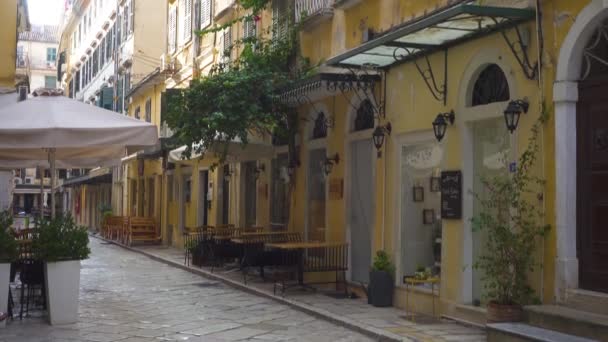 Kerkyra Corfu Grecia Julio 2021 Pequeñas Calles Estrechas Del Centro — Vídeo de stock