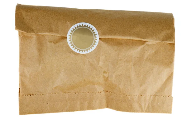 Mühürlenmiş Kahverengi Kağıt Paketi Beyaz Arkaplanda Izole Edildi — Stok fotoğraf