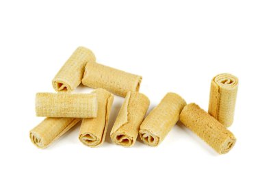 Beyaz arka planda reçelli tatlı kraker kurabiyeleri