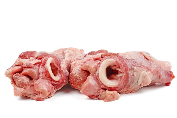 白色背景的新鲜猪肉气管 — 图库照片