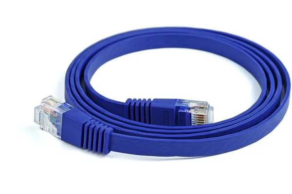 Platte Blauwe Ethernet Koper Rj45 Patchcord Geïsoleerd Witte Achtergrond — Stockfoto