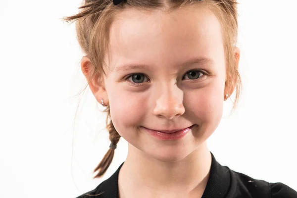 Porträt Eines Kleinen Mädchens Auf Weißem Hintergrund Mit Gesunden Sich — Stockfoto