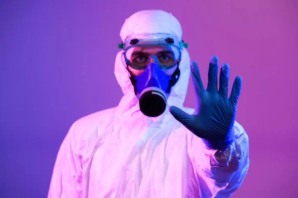 Pandemia Covid Por Coronavirus Doctor Científico Vistiendo Traje Biológico Protector — Foto de Stock