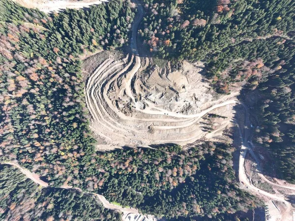 Las Excavadoras Minas Industriales Están Excavando Suelo Sitio Construcción Cargando —  Fotos de Stock