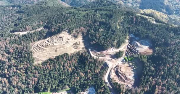 Las Excavadoras Minas Industriales Están Excavando Suelo Sitio Construcción Cargando — Vídeo de stock