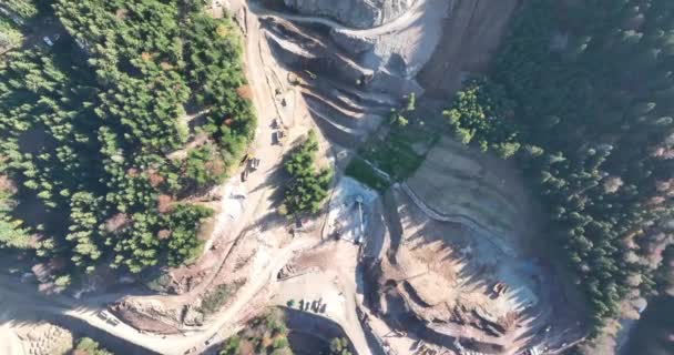 Escavadoras Minas Industriais Estão Cavando Solo Canteiro Obras Carregando Caminhões — Vídeo de Stock